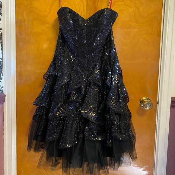 Betsey Johnson Dresses & Skirts - Betsey Johnson NWT Black Sequined Prom Dress 8